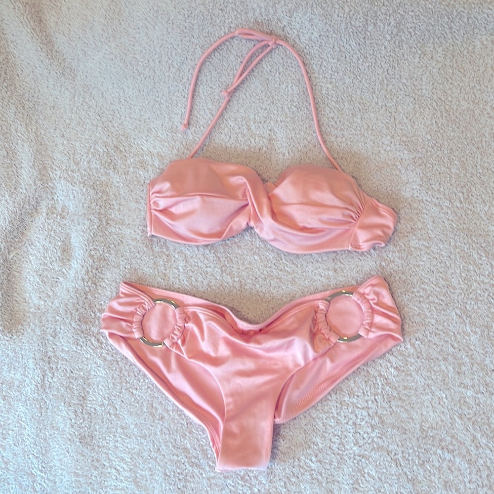 Victoria’s Secret bathing suit bandeau w/straps Pink 32 B small bottom